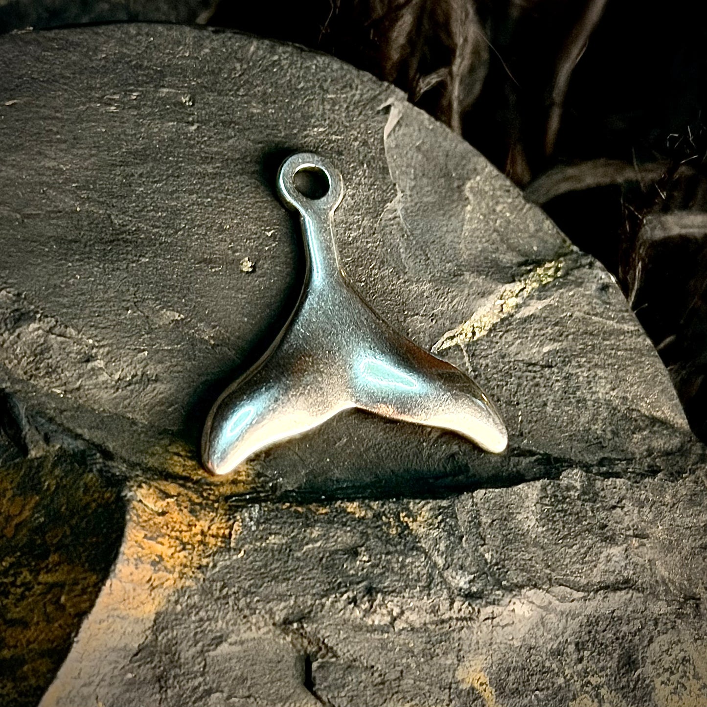 WHALE'S TAIL