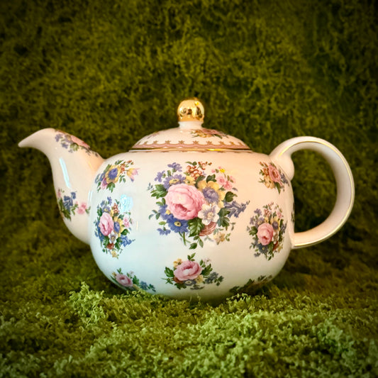 LADY CARLYLE by Royal Albert