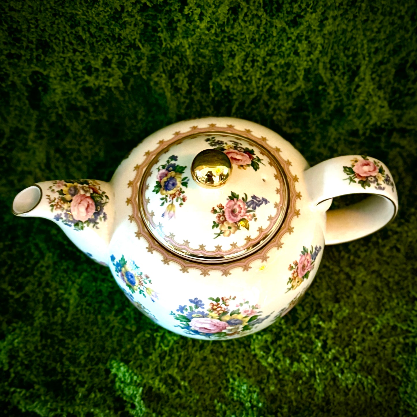 LADY CARLYLE by Royal Albert